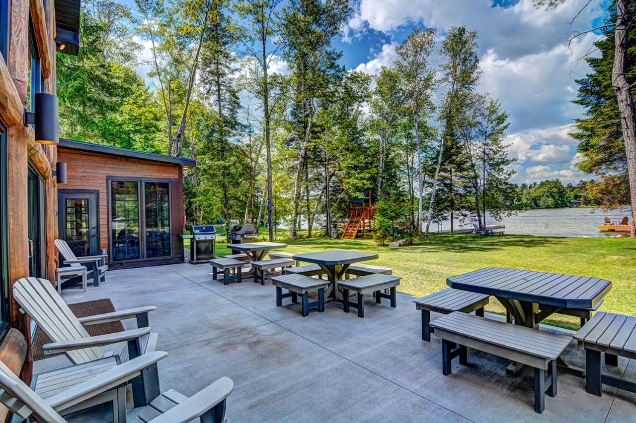Whispering Pines Lodge: 9 Bedroom Игл-Ривер Экстерьер фото