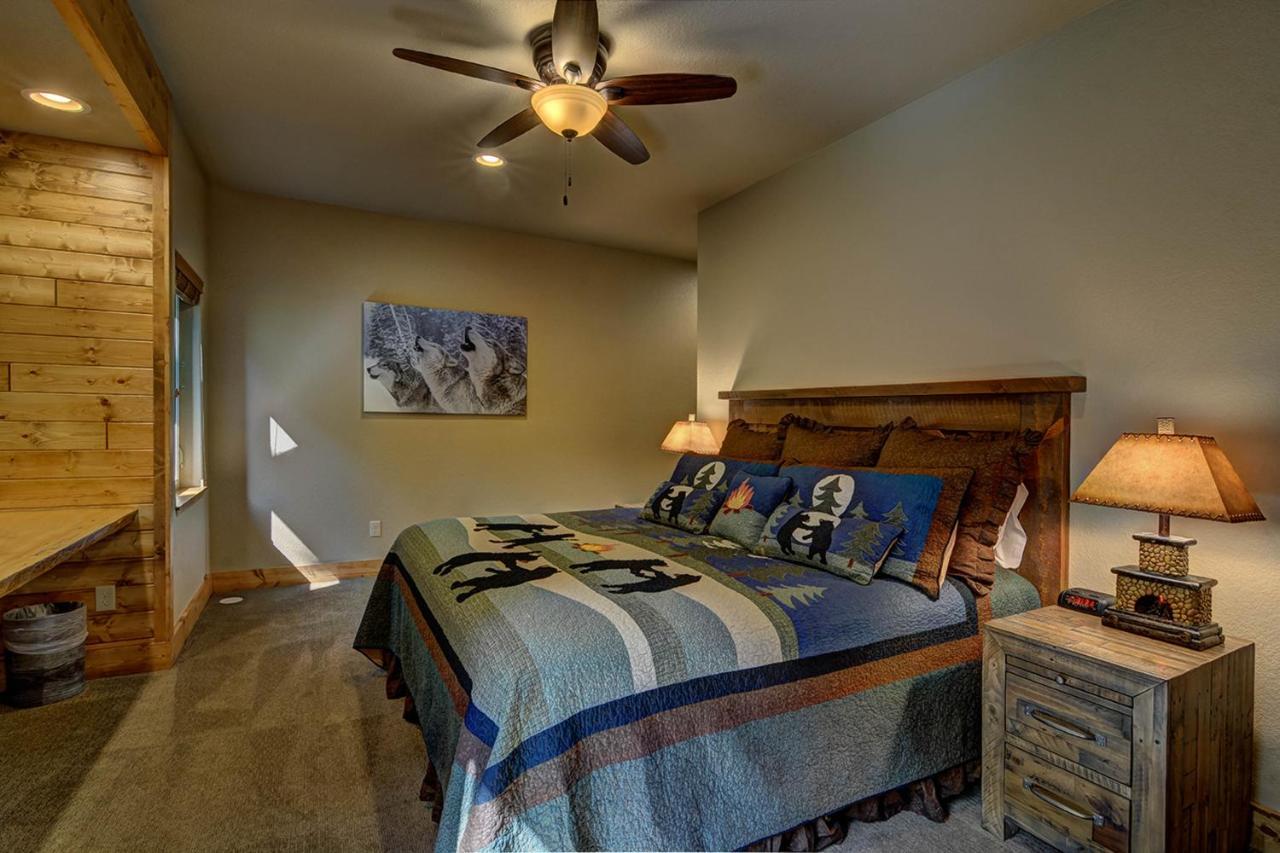 Whispering Pines Lodge: 9 Bedroom Игл-Ривер Экстерьер фото