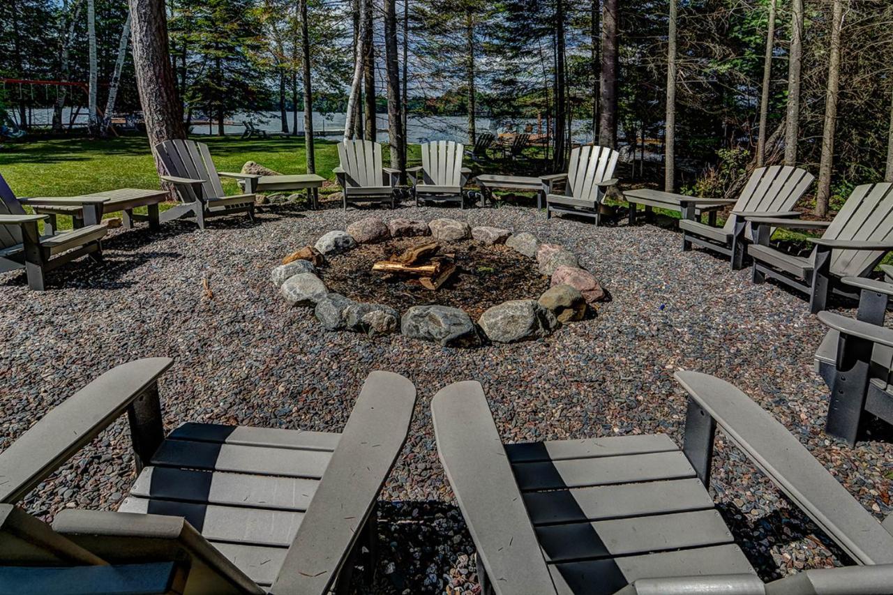 Whispering Pines Lodge: 9 Bedroom Игл-Ривер Экстерьер фото